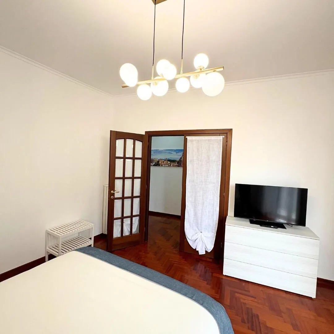 Casa Alice Near Vatican City - Modern, High Floor With View Rome